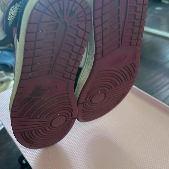 Wmns Nike Air Jordan 1 Mid Black/Cactus Flower-White Size 7.5 - Picture 7 of 8